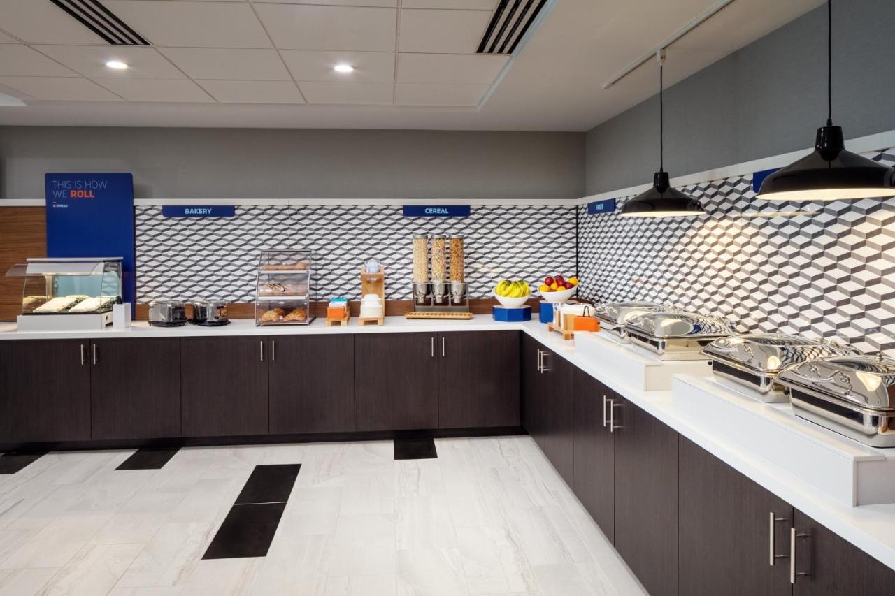 Holiday Inn Express Washington Dc Downtown By Ihg Exterior photo